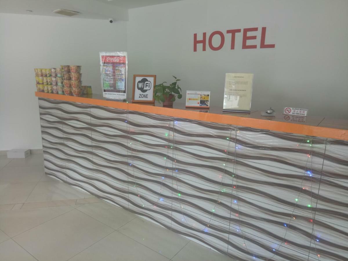 Hotel Sri Sutra Sunway Mentari Petaling Jaya Esterno foto